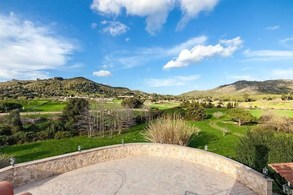 Holiday home Finca Wellnatura Mit Sauna, Kamine, Badewanne Arta